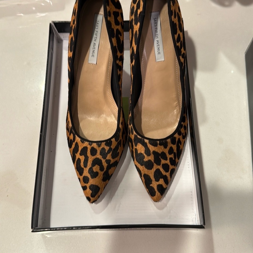 Saks Fifth Avenue Brown and Black Heels Stiletto Pumps